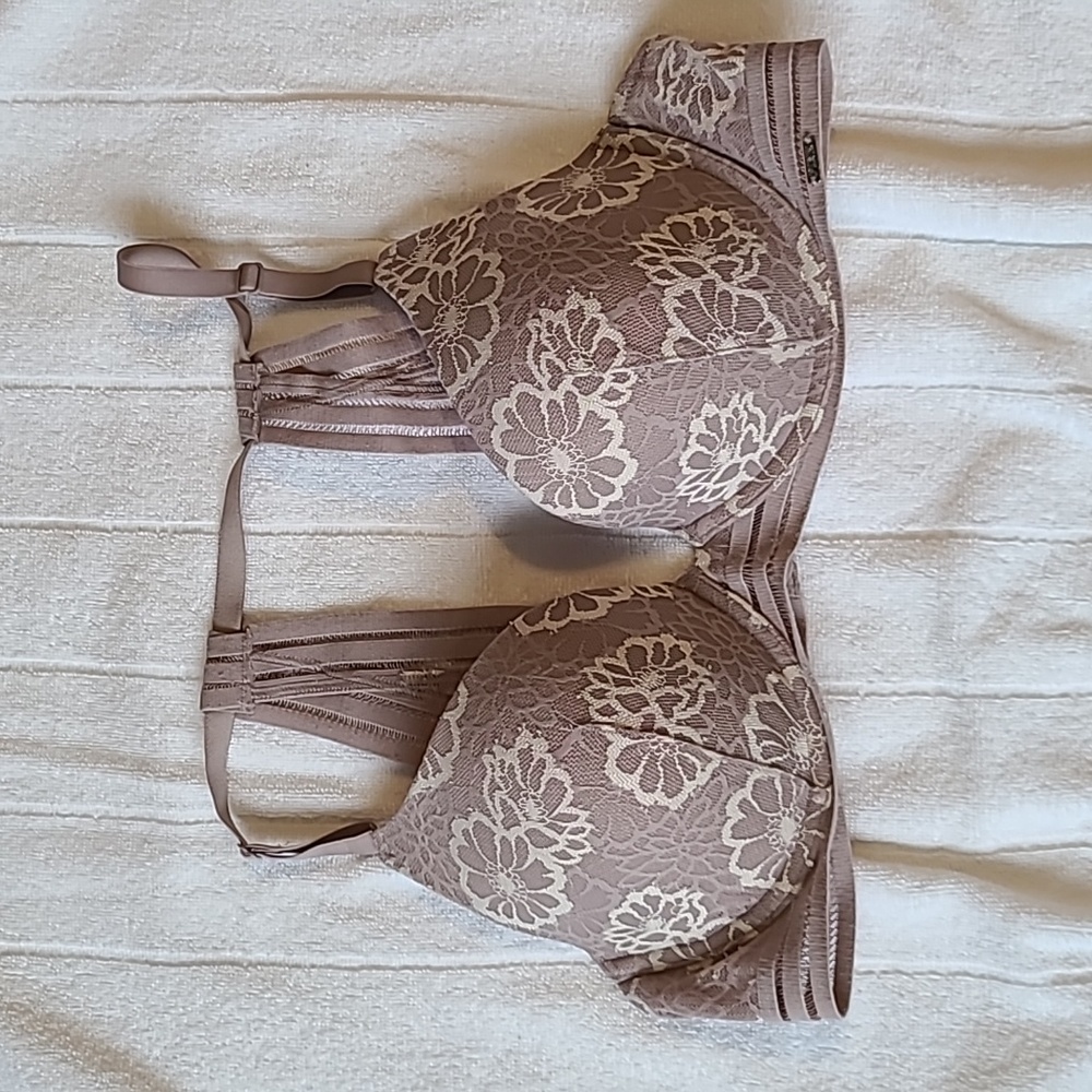 Laced bra